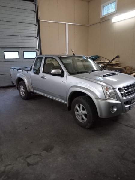 Isuzu D-Max Lieto - photo 1