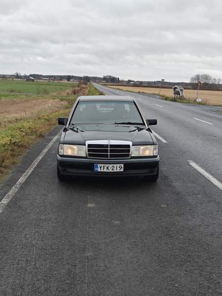 Mercedes-Benz 190 Kalajoki - photo 2
