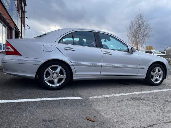 Mercedes-Benz C Tampere - valokuva 7