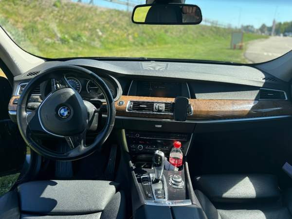 BMW 530 Turtkul - valokuva 4