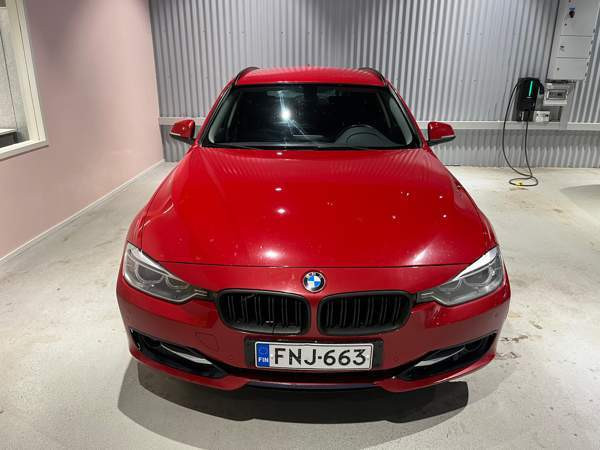 BMW 320 Turtkul - valokuva 6