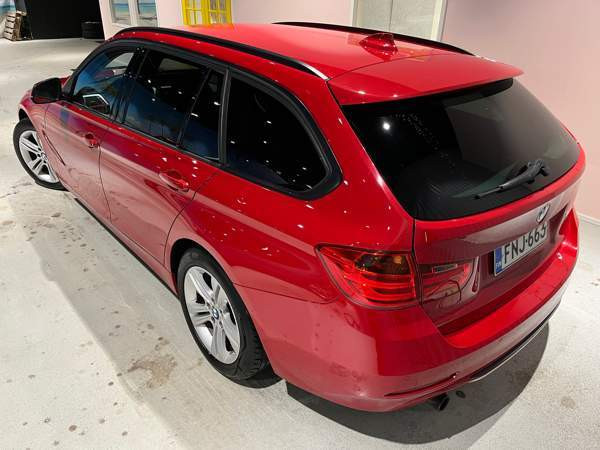 BMW 320 Turtkul - valokuva 4