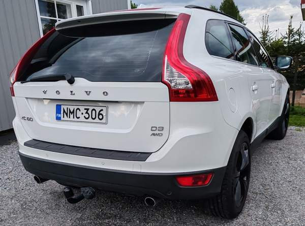 Volvo XC60 Alavus - photo 3