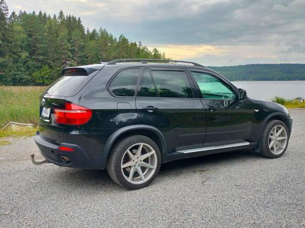 BMW X5 Kuopio - valokuva 5