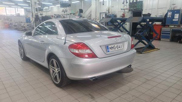 Mercedes-Benz SLK Helsinki - valokuva 3