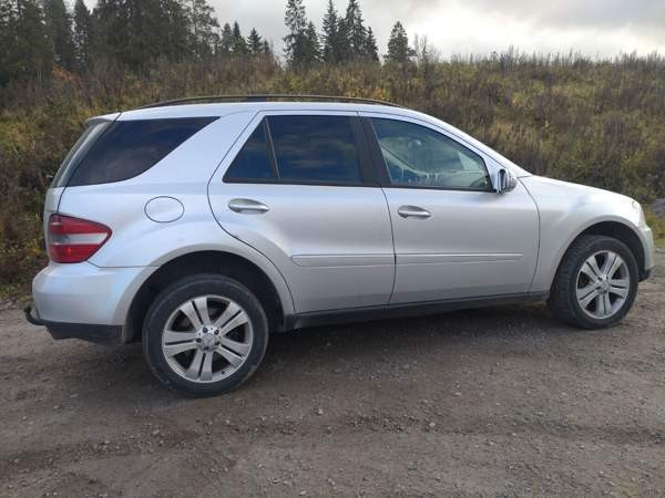 Mercedes-Benz ML Tampere - valokuva 5