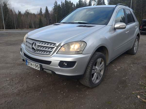 Mercedes-Benz ML Tampere - valokuva 7