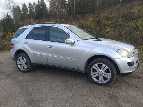Mercedes-Benz ML Tampere - valokuva 6