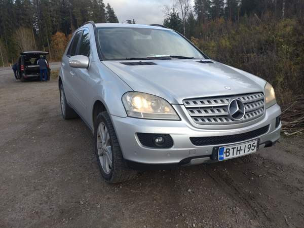 Mercedes-Benz ML Tampere - valokuva 8