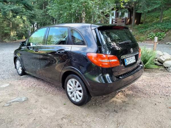 Mercedes-Benz B Эспоо - изображение 4