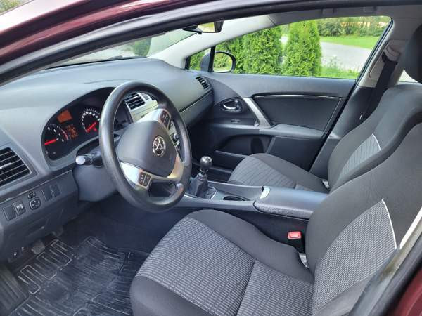 Toyota Avensis Kangasala - valokuva 8