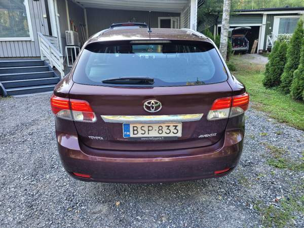 Toyota Avensis Kangasala - valokuva 4