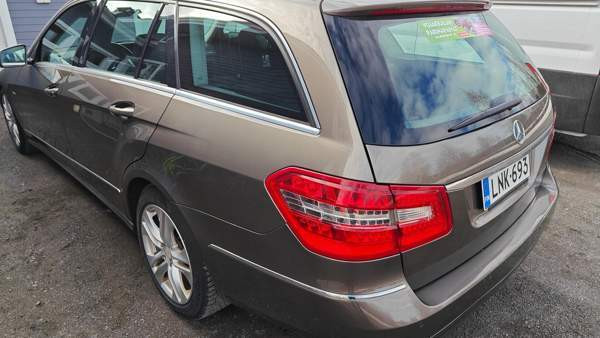 Mercedes-Benz E Tornio - photo 2