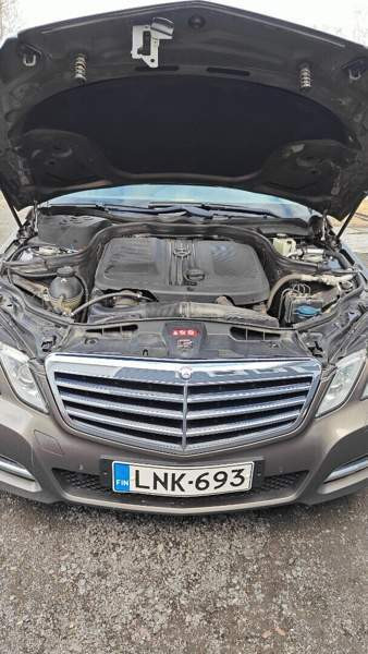 Mercedes-Benz E Tornio - photo 7