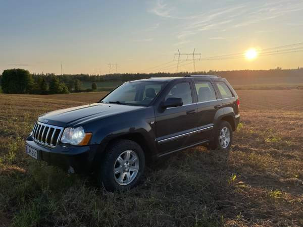 Jeep Grand Cherokee Ярвенпяя - изображение 1