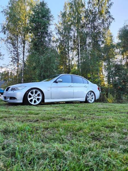 BMW 330 Янаккала - изображение 1