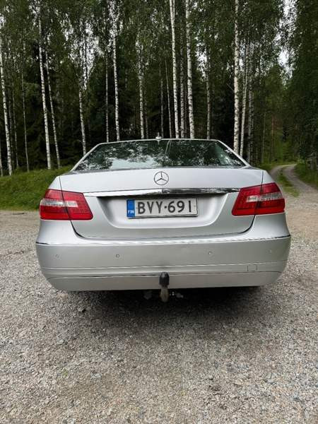 Mercedes-Benz E Keuruu - изображение 5