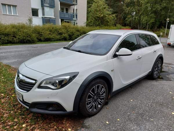 Opel Insignia Kuopio - valokuva 3