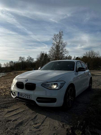 BMW 118 Oulu - valokuva 1