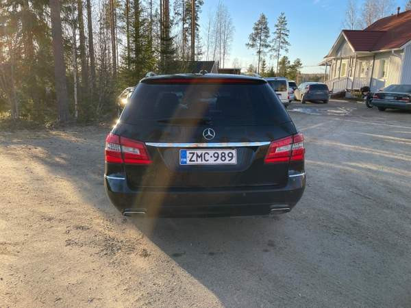 Mercedes-Benz E Pielavesi - valokuva 8