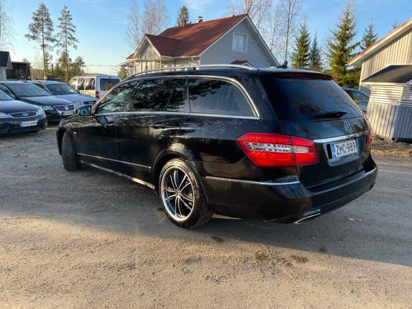 Mercedes-Benz E Pielavesi - valokuva 7