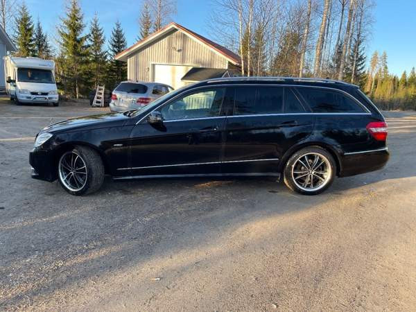 Mercedes-Benz E Pielavesi - valokuva 6