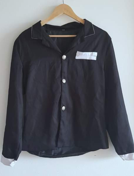 Demon Slayer Zenitsu cosplay asu koko M Helsinki - photo 6