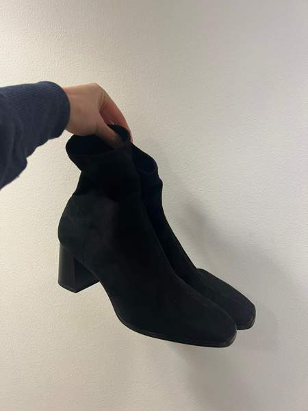 Mustat nilkkurit Kotka - photo 1