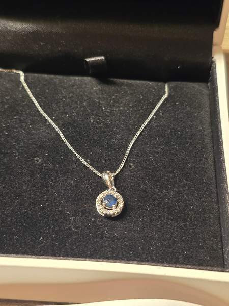 Kaulakoru sinisafiiri. Valkokulta. Kultari Ювяскюля - изображение 6