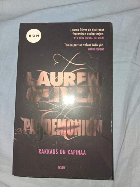 Kirjoja Uusikaupunki - valokuva 5