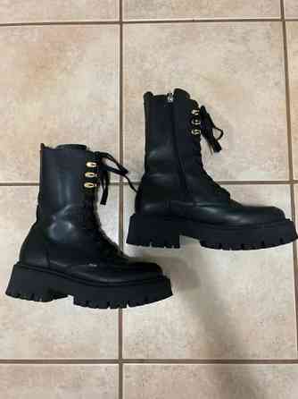 Steve Madden nähkäbootsit, koko 39 Lappeenranta