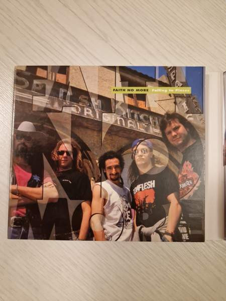 Faith No More CD Jyväskylä - valokuva 3