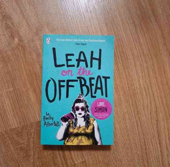 Leah on The off beat - Becky Albertalli Turku
