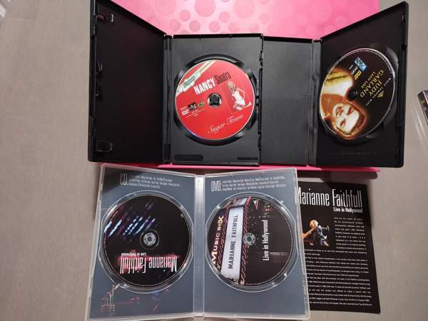 Nancy Sinatra, Judy Garland ja Marianne Faithfull musiikkivideoita Laukaa - photo 3