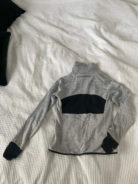 B Vertigo ratsastuspaita (38) Tampere - photo 2