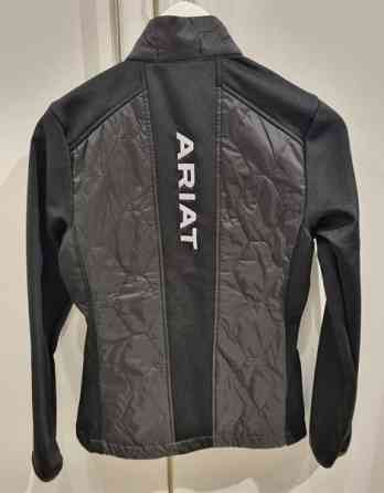 Ariat hybriditakki, XS, uusi Turku