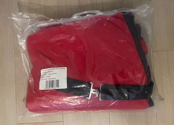 Käyttämätön fleeceloimi (135cm) Эспоо - изображение 1