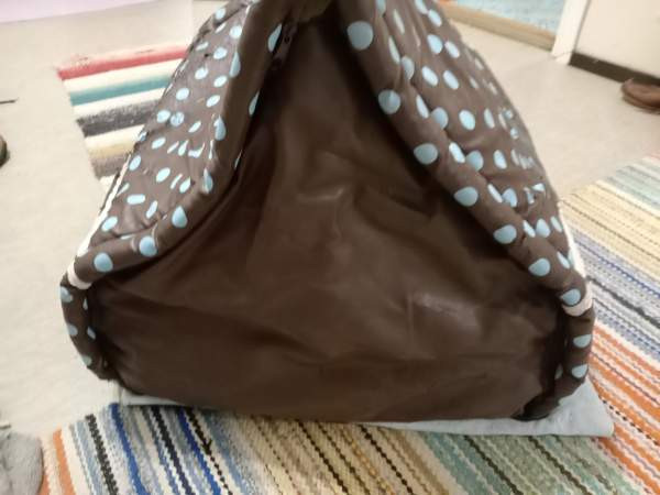 Kissan tai pikku koiran koirankoppi pesä Котка - изображение 4