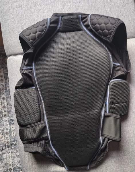 Turvaliivi Joutsa – foto 2