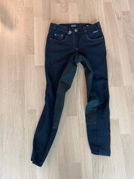 Pikeur Sofshell -ratsastushousut Helsinki - изображение 1