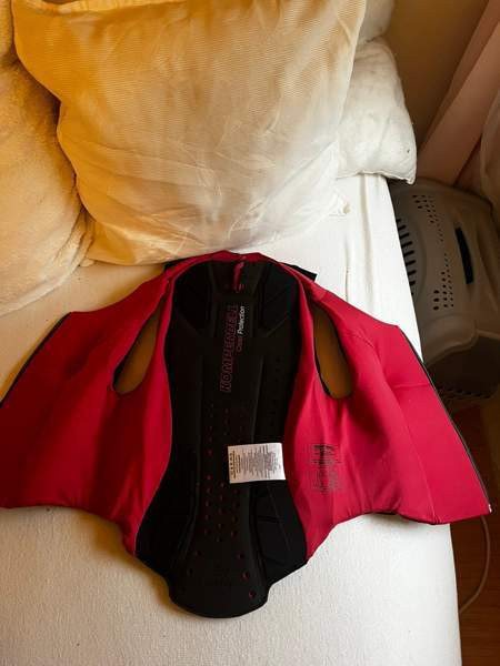 Ballistic FlexFit Women -liivi Selkäsuoja Helsinki - photo 3