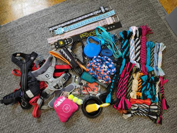 Myyntipuu kaiken kokoista koiratarviketta Ypäjä - photo 1