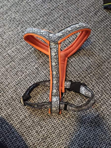 Myyntipuu kaiken kokoista koiratarviketta Ypäjä - photo 5