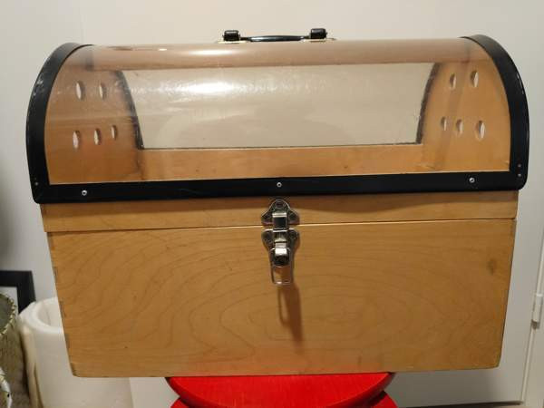 Pieneläimen kantokoppa. Kovaa tekoa. Эспоо - изображение 1