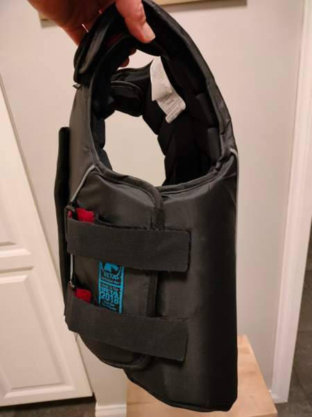 Turvaliivi Juniori Minerva CRW Äänekoski - valokuva 2