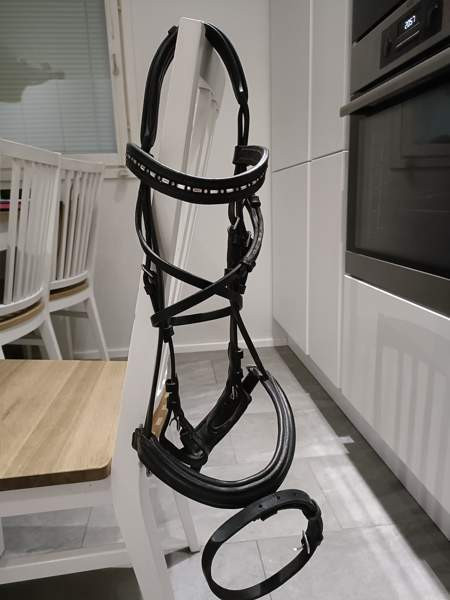 Suitset,martingaali ja ohjat Espoo – foto 1