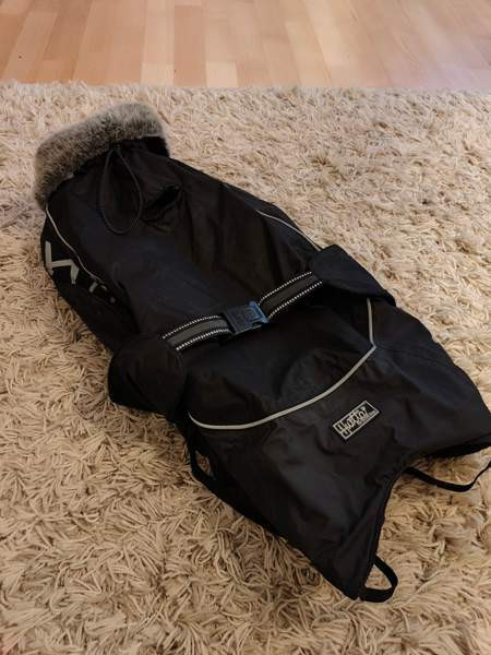 Hurtta mantteli, tummanharmaa Jaervenpaeae - photo 1