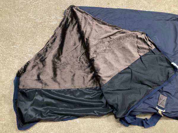 Uusi Kentucky Turnout rug all weather Hurricane, 6’0 (140cm) Янаккала - изображение 3