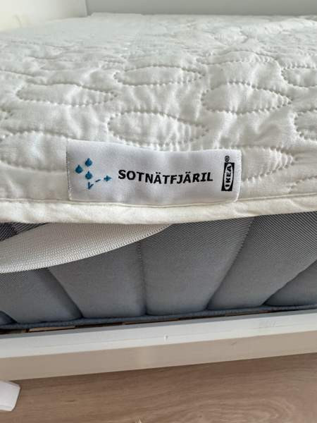 Myydään mukava IKEA patja (160x200 cm) + Patjansuojus Jyvaeskylae – foto 5