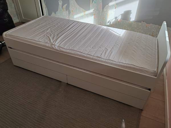 Släkt sänky Hyvinkää - valokuva 1